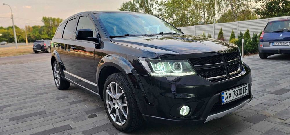 Продам свій Dodge Journey 2019 року в максимальній комплектаціі