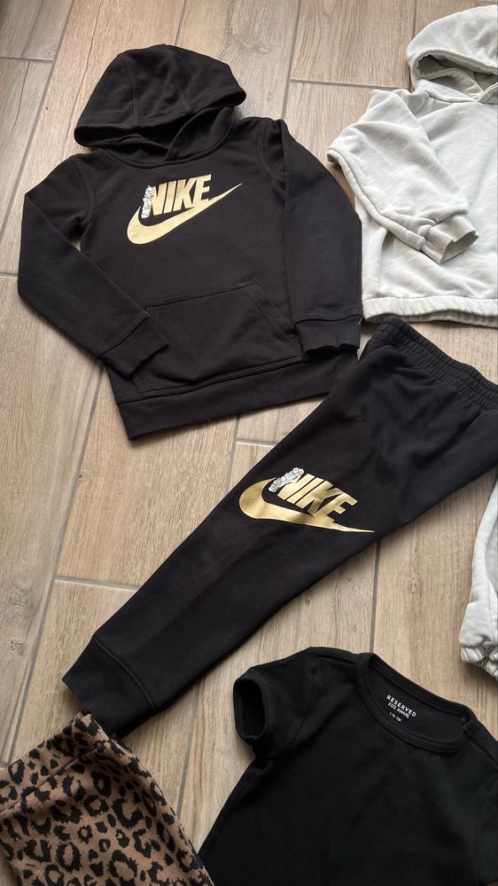 Костюм nike 4-5 р