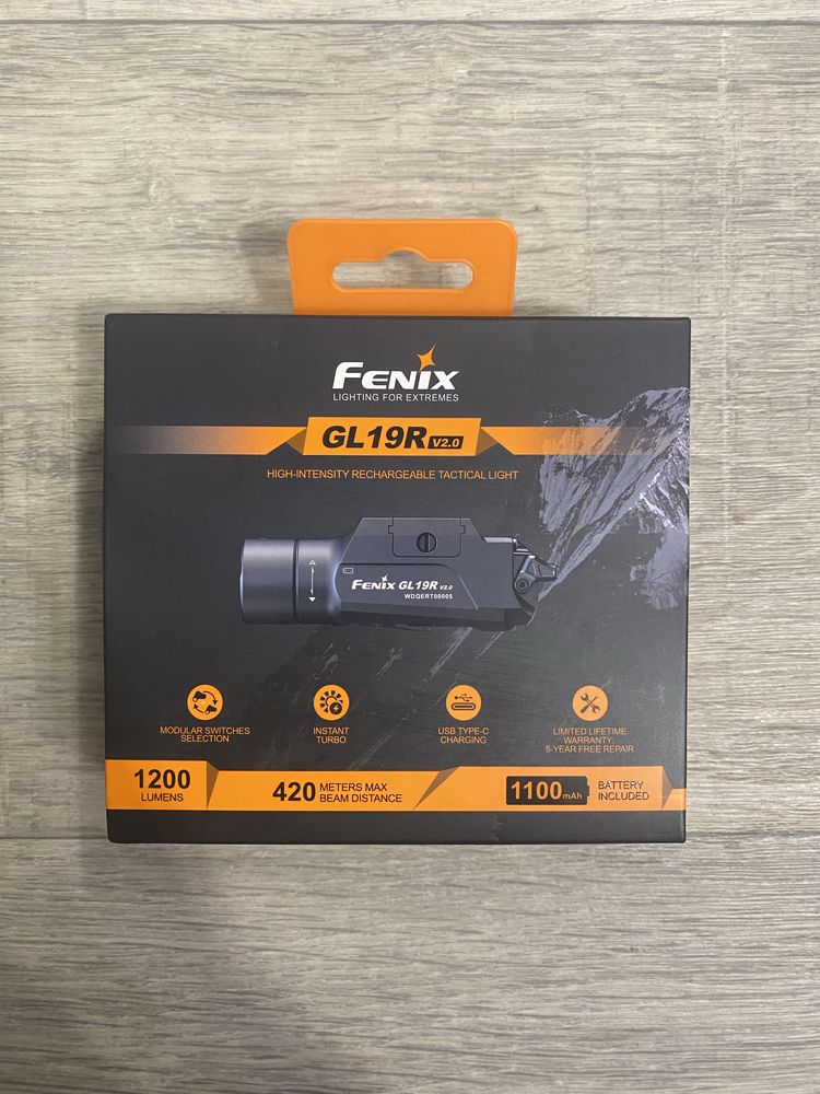 Ліхтар до пістолета Fenix GL19R V2.0 з акумулятором