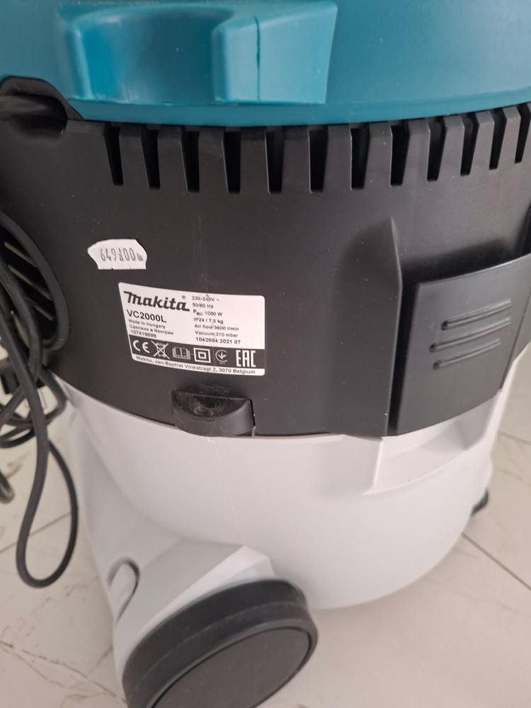 Odkurzacz Makita VC2000L