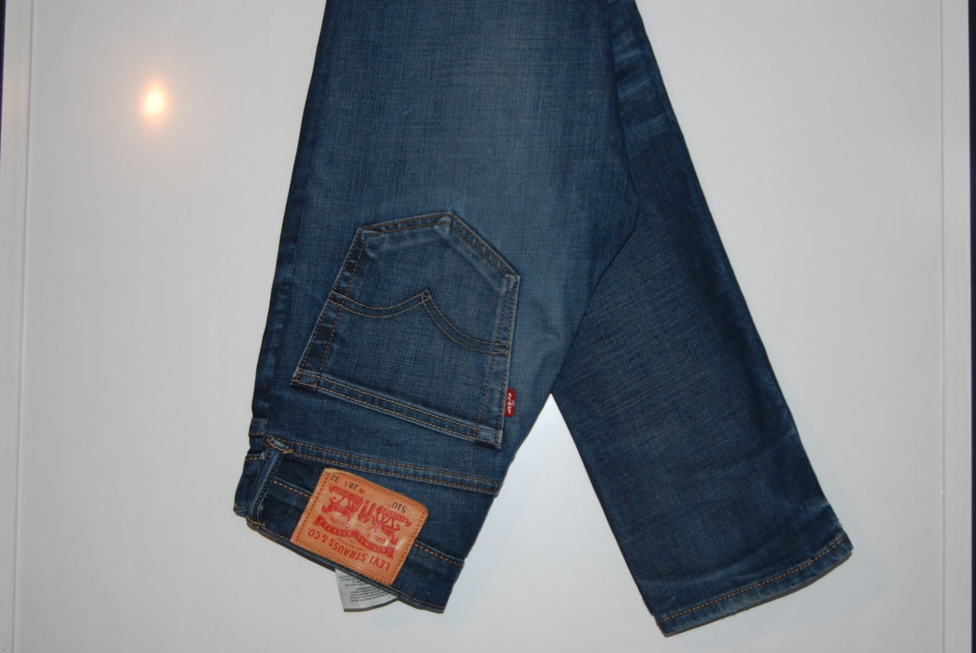 Spodnie dżinsowe Levi's W28L32 pas 36,5 dl. 106
