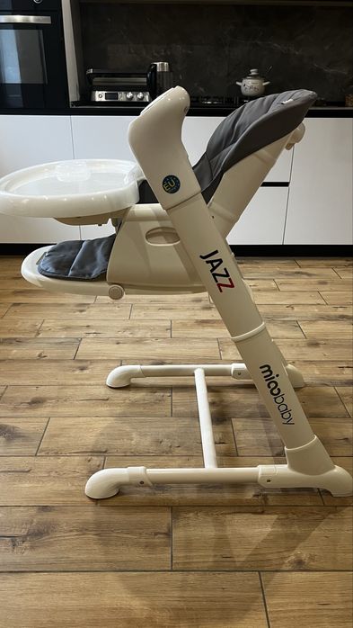 Стілець-гойдалка 3 в 1, центр закачування Jazz mioobaby