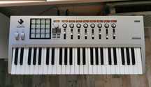 Korg Kontrol 49 ! NOVO ! Excellent MIDI Controller !