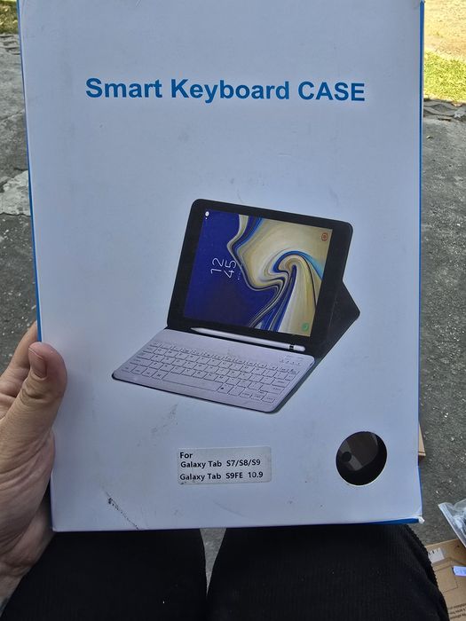 Etui z klawiatura