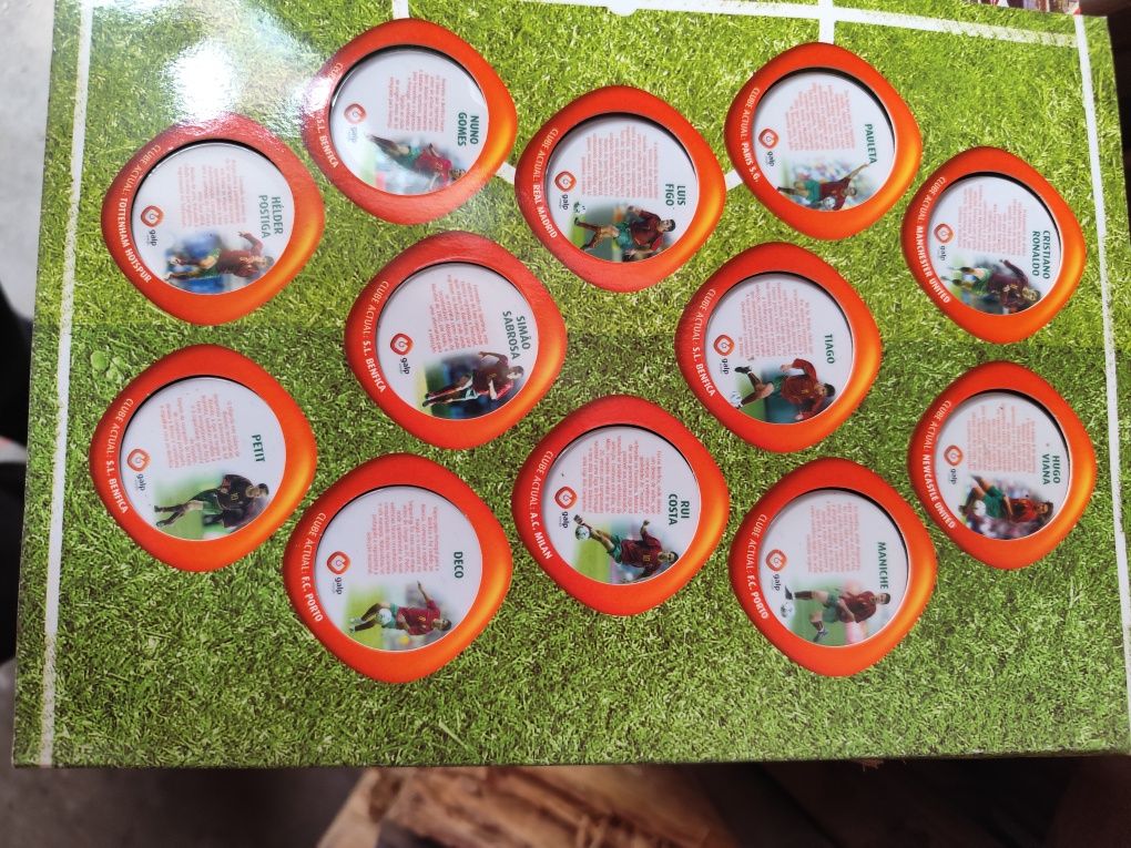 Tazos  da seleção portuguesa em bom estado