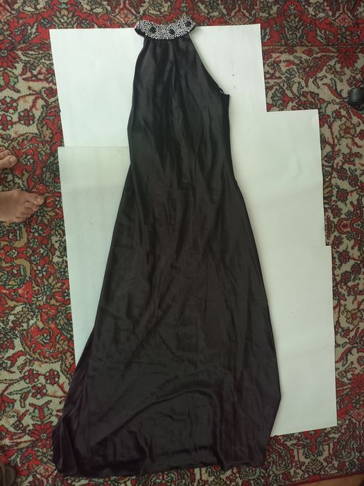 Вечірня сукня атлас