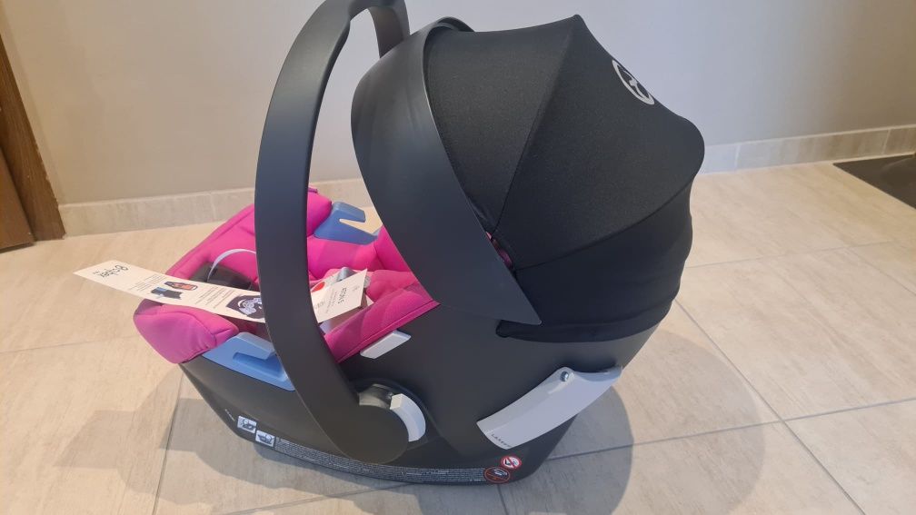 Nowy fotelik samochodowy Cybex Aton 5