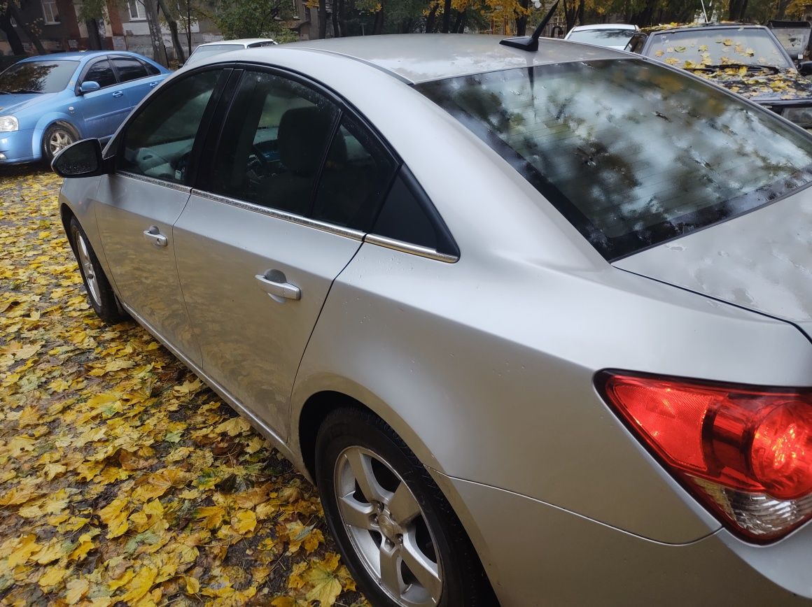 Продам Chevrolet cruze