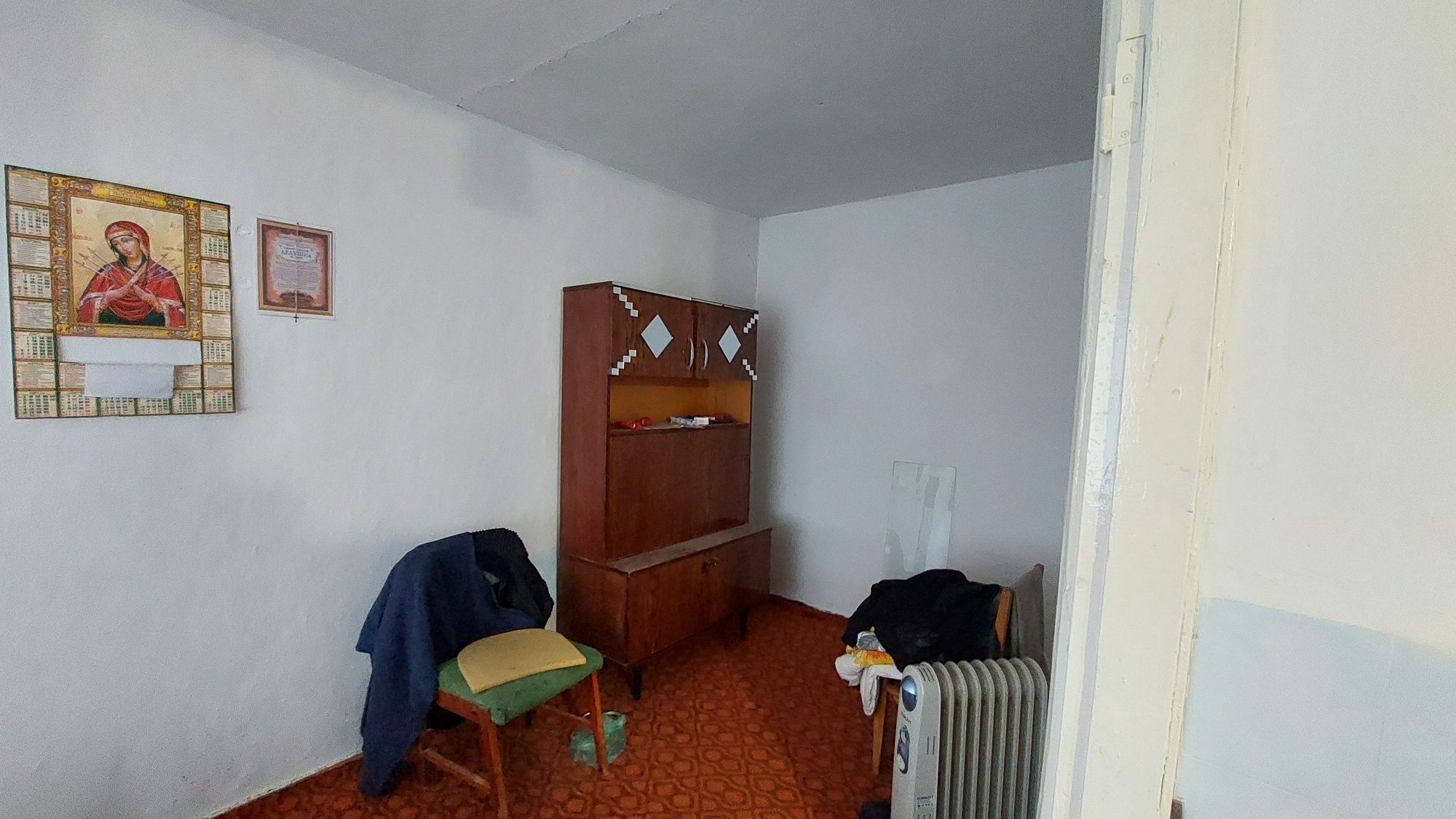 Продам будинок та участок 18 соток. Вул.Армійська,19. с.Серебрія.