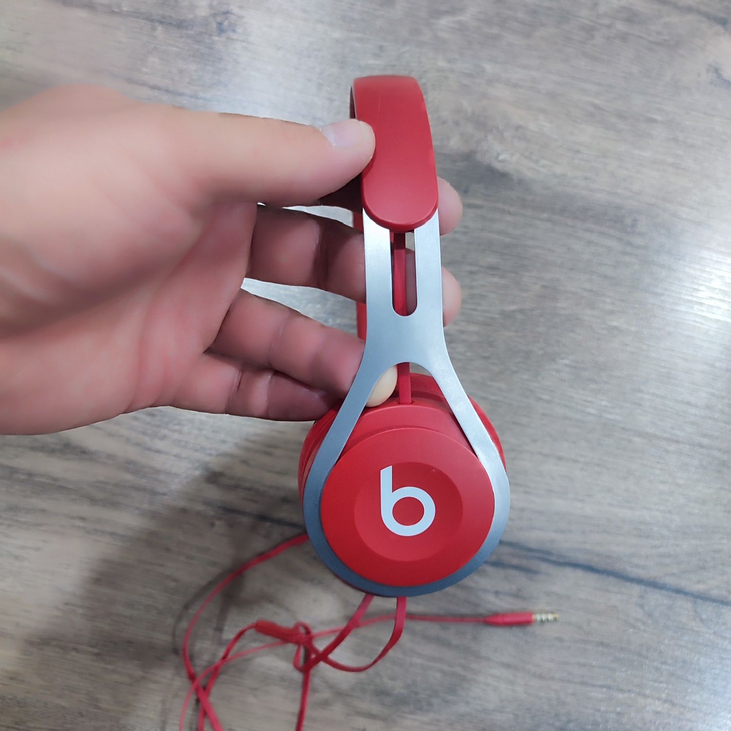Навушники Beats EP On-Ear Headphones Red (ML9C2ZM/A)