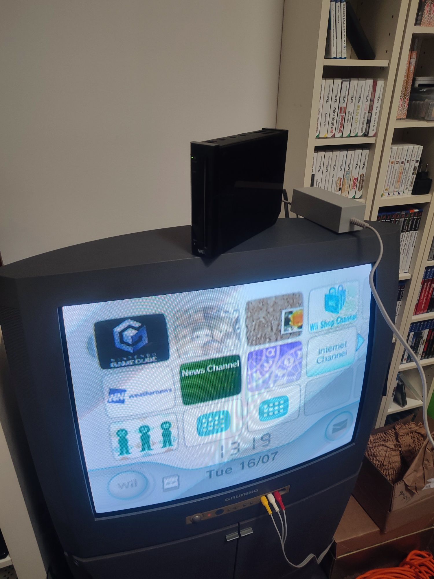 Vendo/troco Nintendo Wii retrocompatível com GameCube