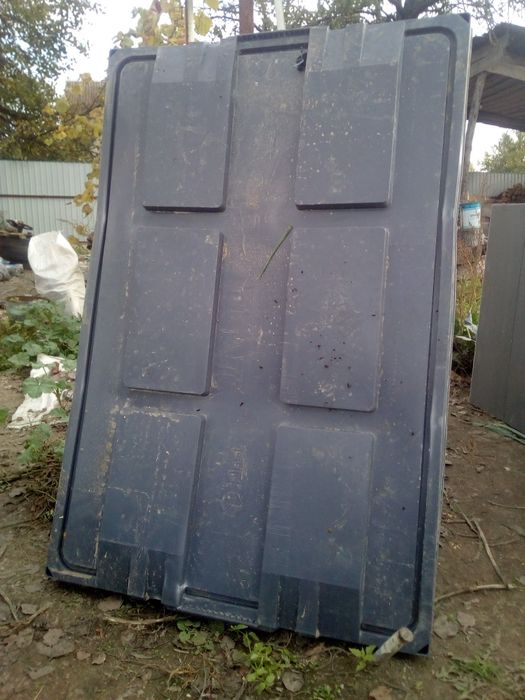 Продам пласмасовий ящик