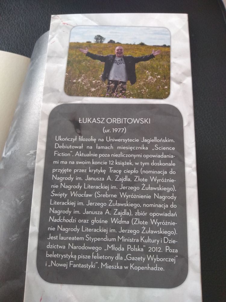 Książka z autografem Szczęśliwa Ziemia Łukasz Orbitowski gratis