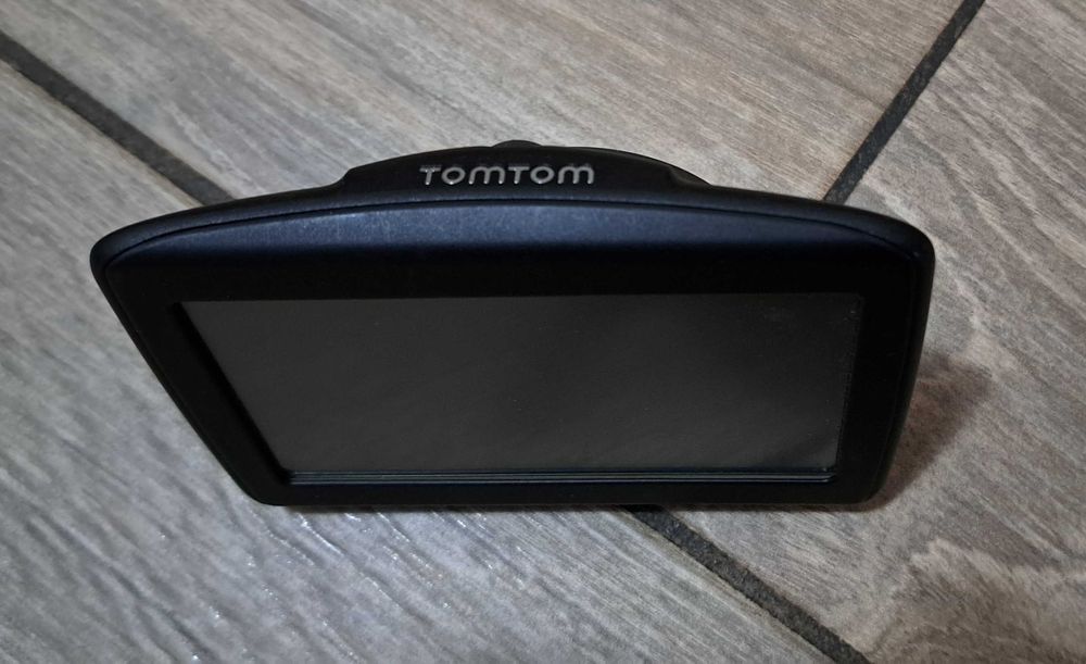 Nawigacja samochodowa TomTom!