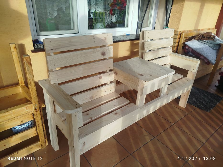 Solidna Ławka Ogrodowa z Litego Drewna + Stolik