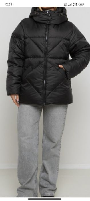 Куртка жіноча чорна нова