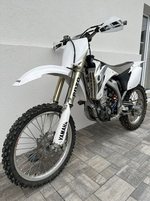 Yamaha yzf 450 …….