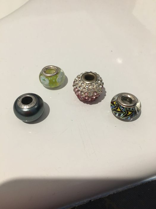 Срібний браслет пандора ( шарми + оригінальна упаковка і коробка)