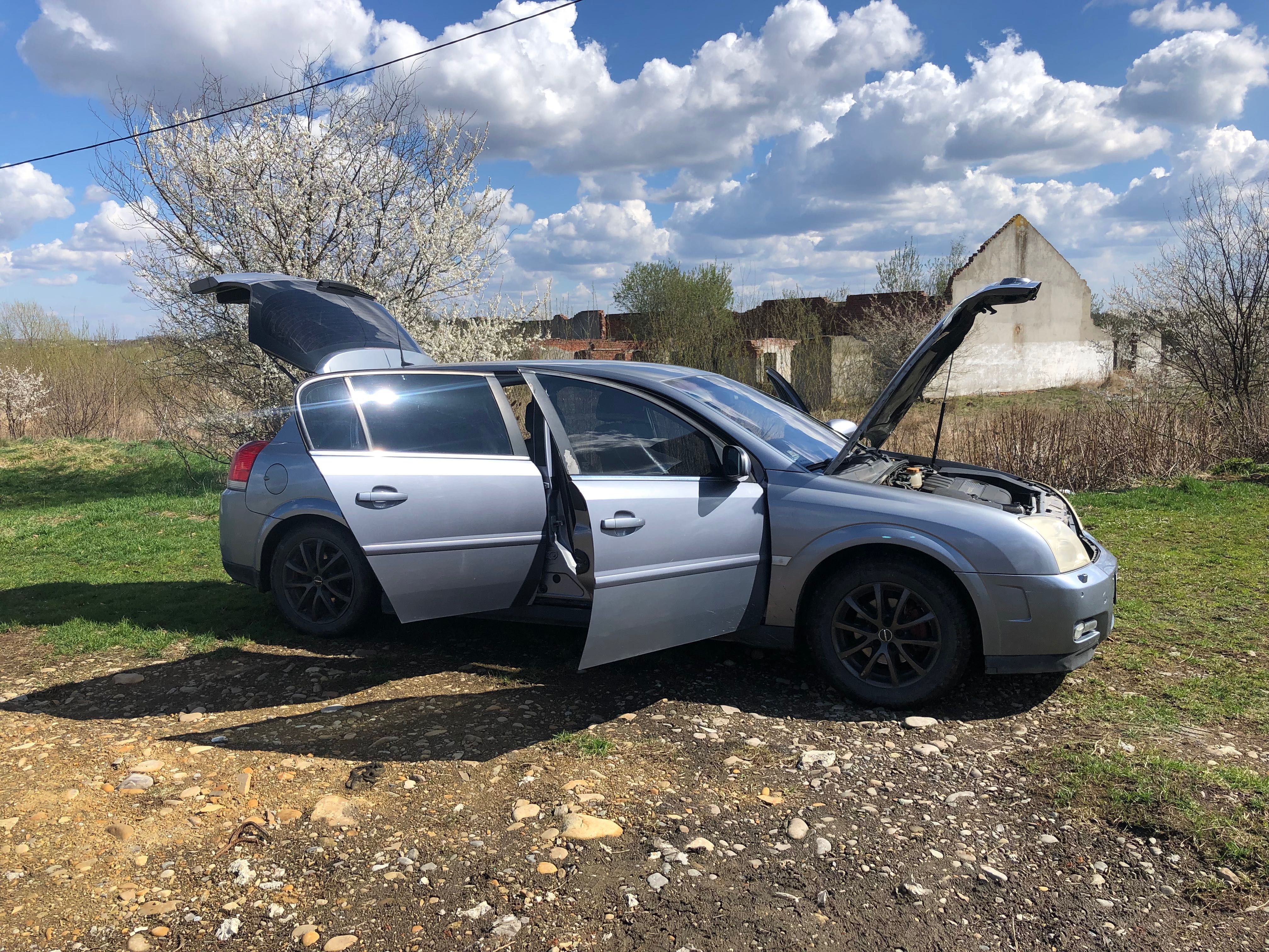 Продам Opel Signum