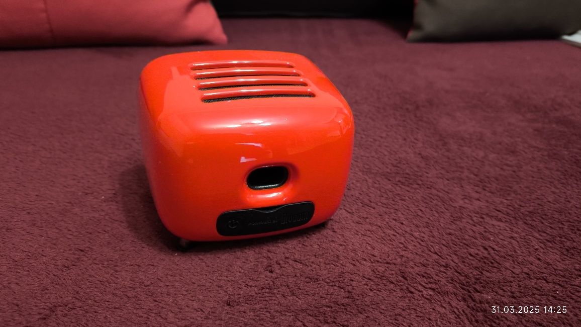 Divoom Tivoo Red