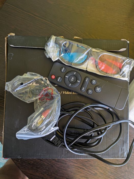 Продам проектор для домашнього кінотеатру з підтримкою 3D та FullHD