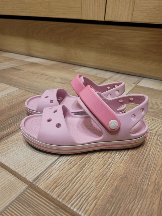 Sandały Crocs C10 27-28