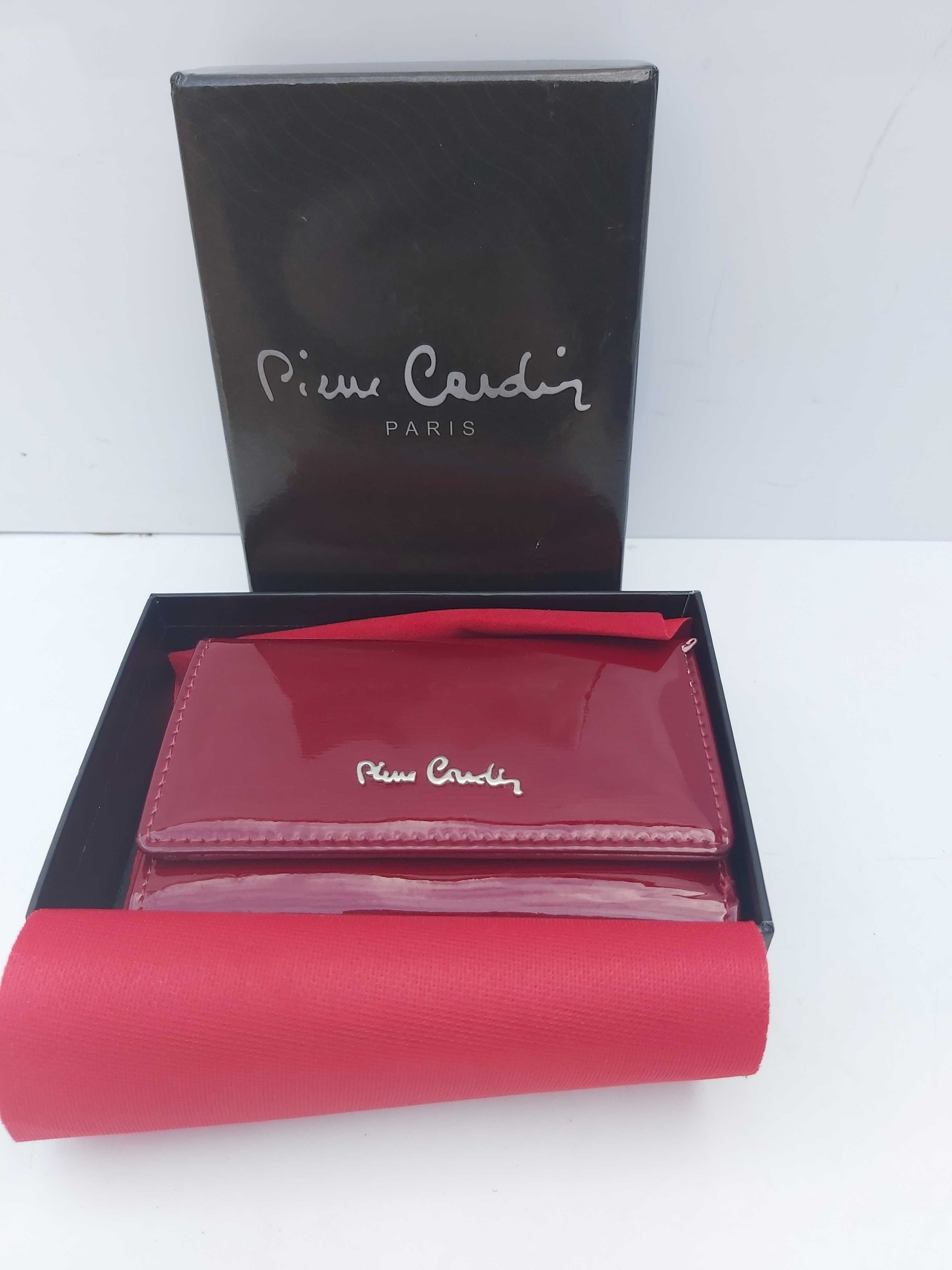 Nowy portfel czerwony PIERRE CARDIN  lakier skorzany