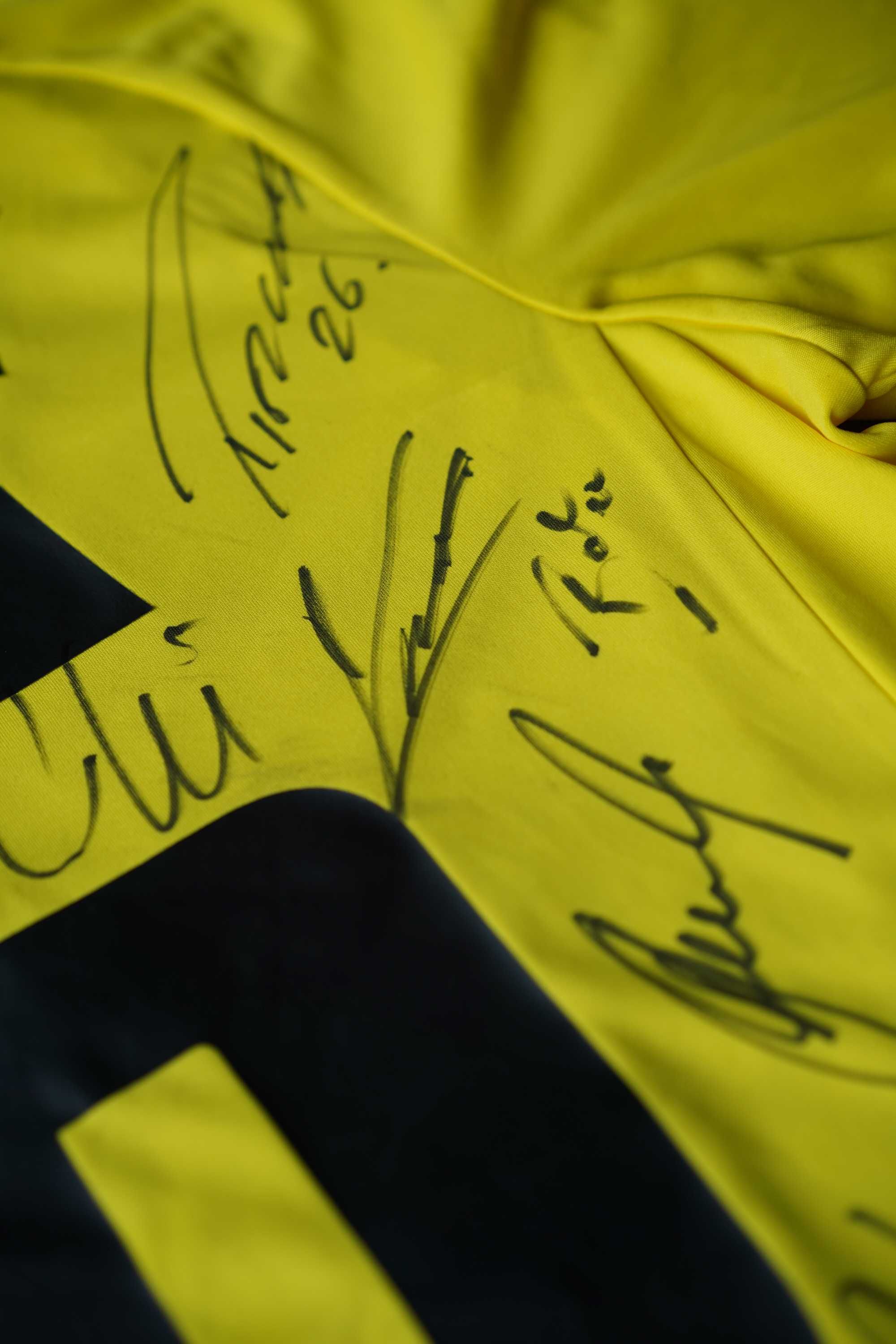 Piszczek, Lewandowski koszulka z autotiografami BVB 09, 2010-11