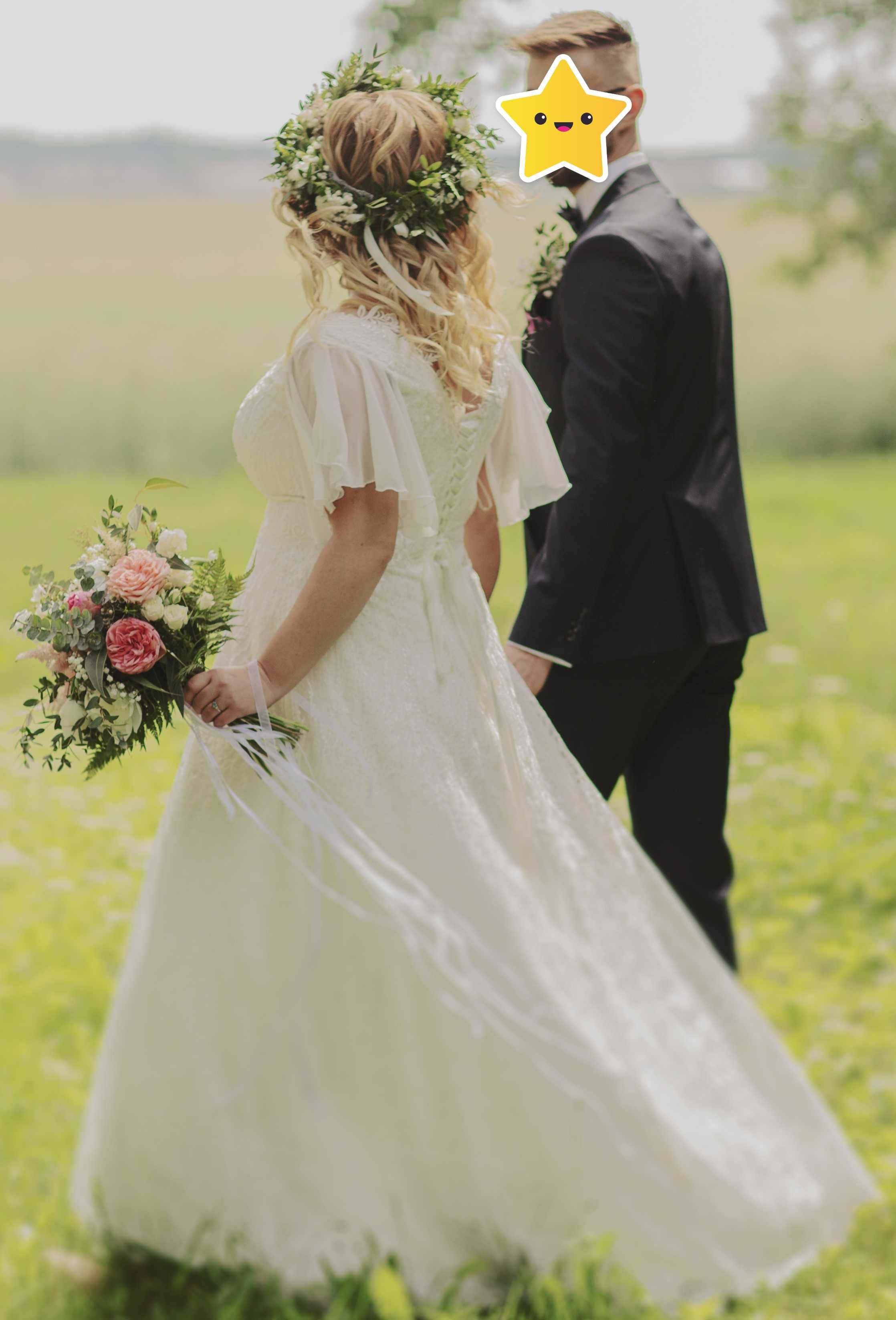 Sukienka ślubna koronkowa w stylu rustykalnym/boho