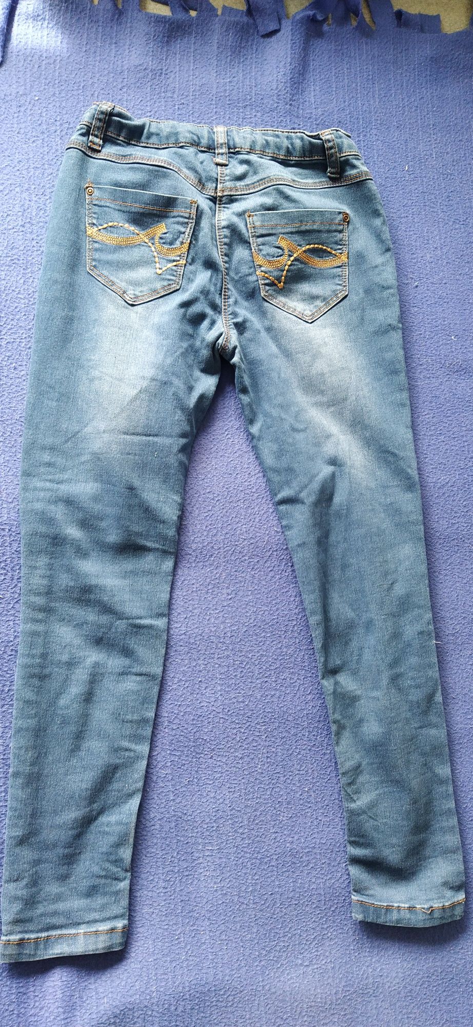 Spodenki z cienkiego jeansu