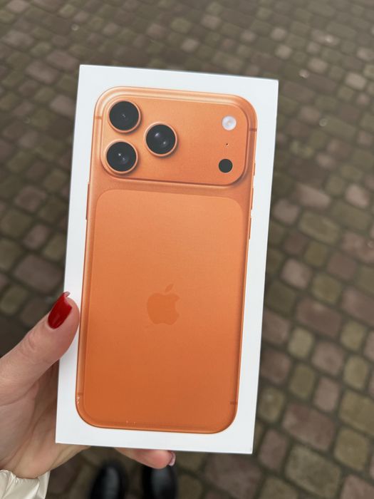 Apple iPhone 17 Pro Max 256GB (Cosmic Orange) (e-Sim)