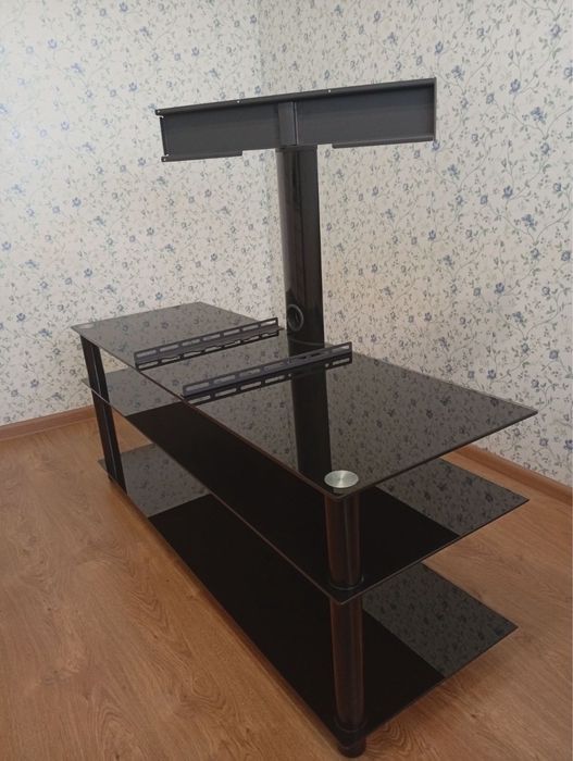 Продам тумбу под TV