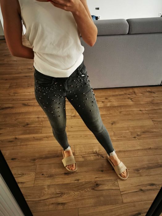 Spodnie jeansowe r. XS