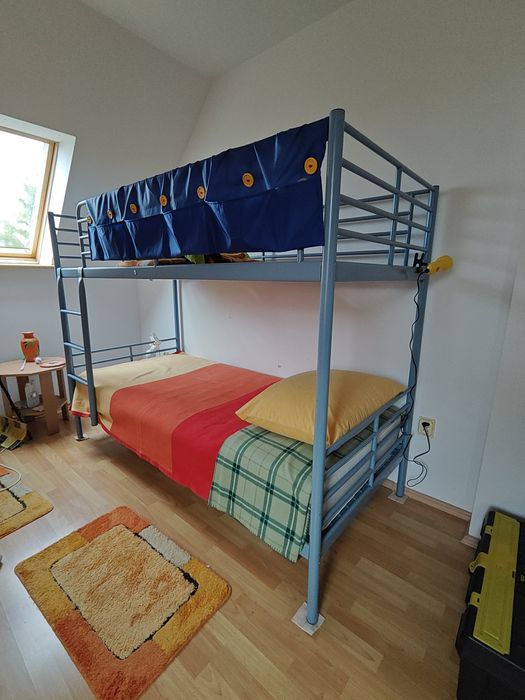 Łóżko piętrowe metalowe z Ikea 90x200 SVÄRTA