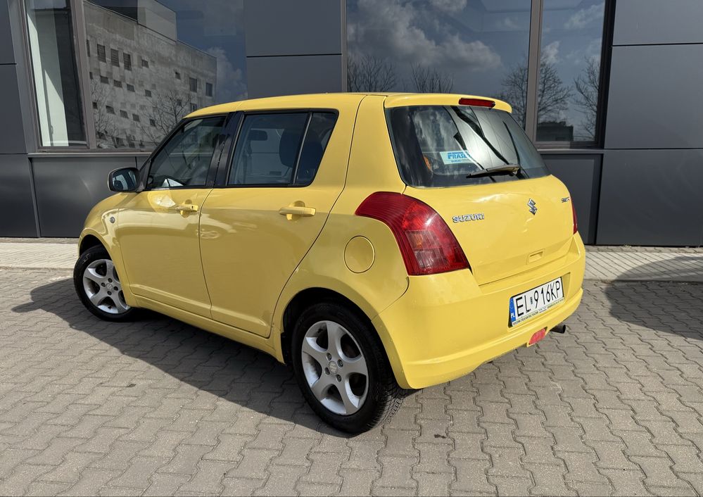 Suzuki Swift 1.3B, klimatyzacja, multifunkcja, el. lusterka