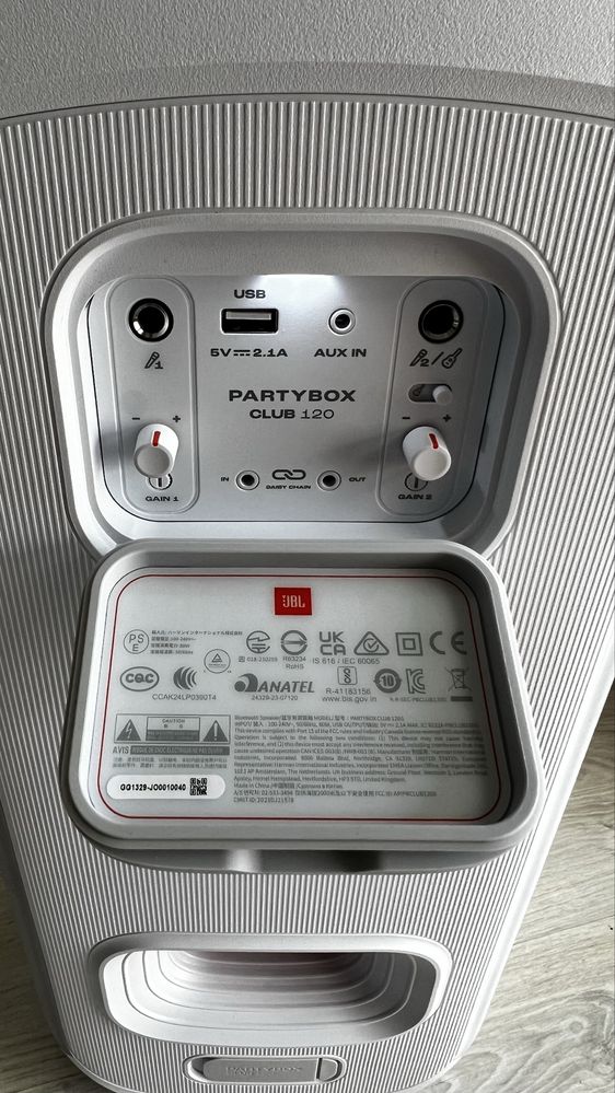 Aluguer JBL PartyBox Club 120