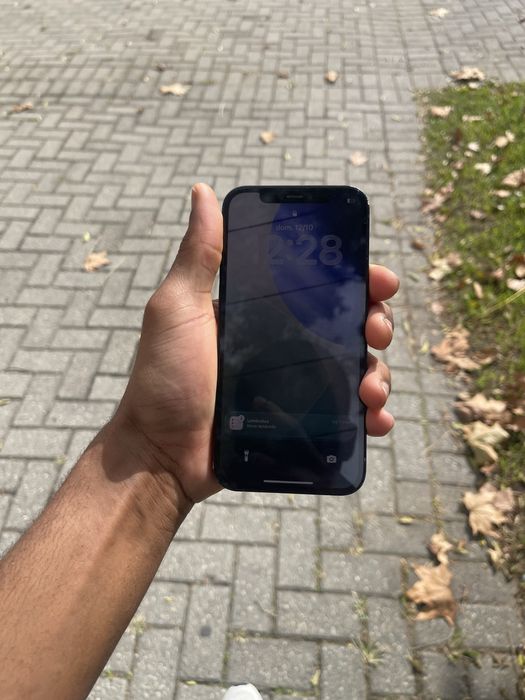 iPhone 12 - 128GB - Usado - 83% Bateria