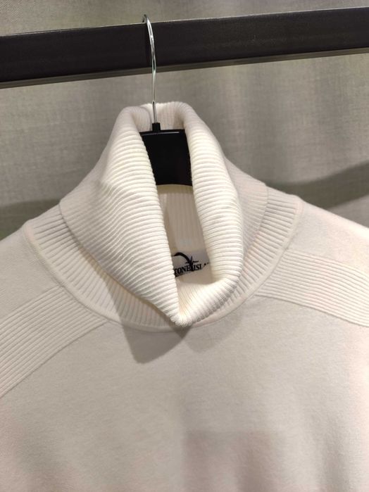 Светр STONE ISLAND Winter Cotton Roll Neck Knit Sweater White SI0159-W