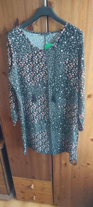 Sukienka w kwiaty r.42 nowa