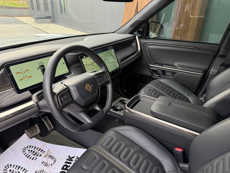 RIVIAN R1T Adventure 2023