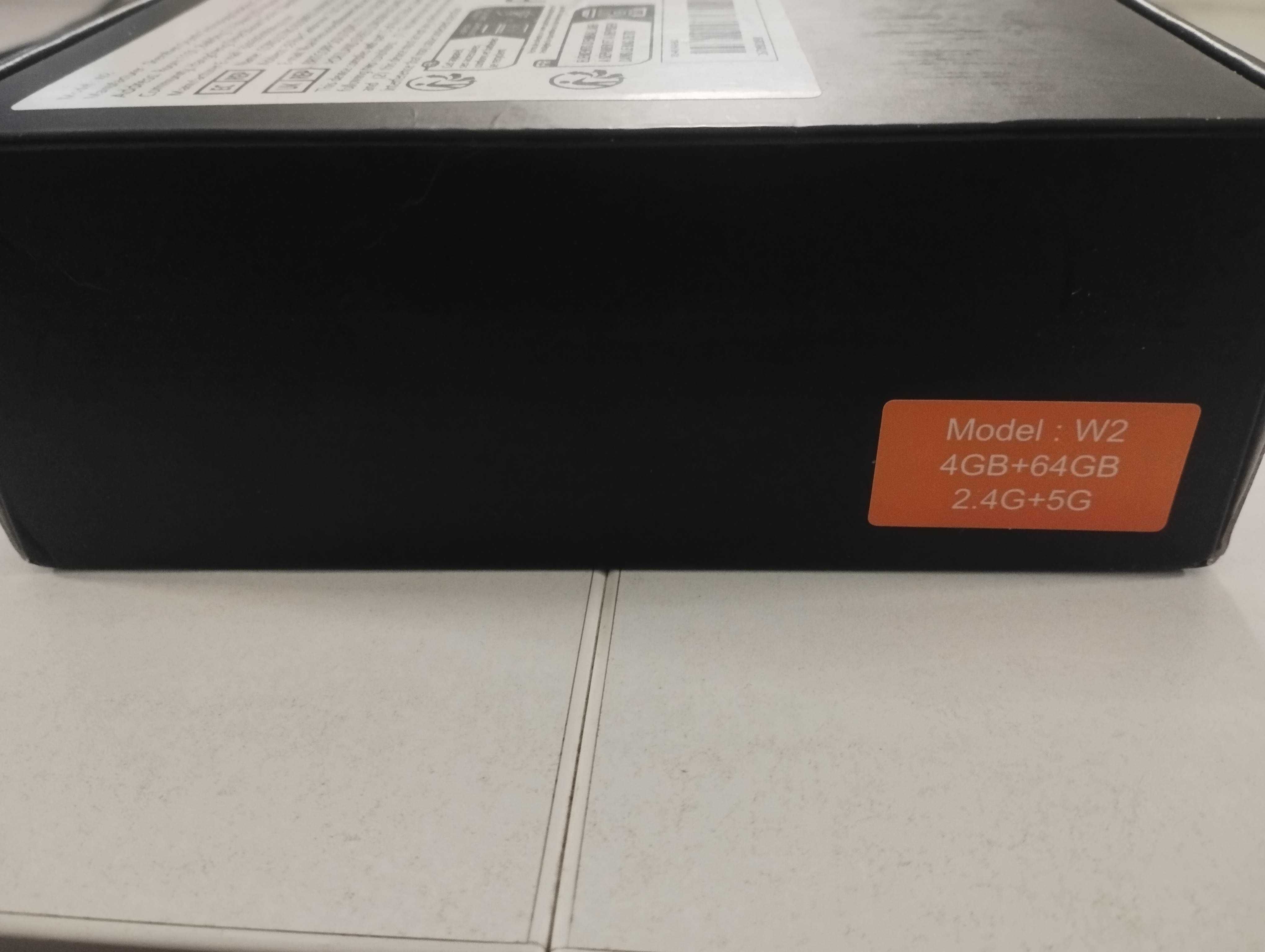 Android Box Tanix W2 (4GB RAM + 64GB ROM)