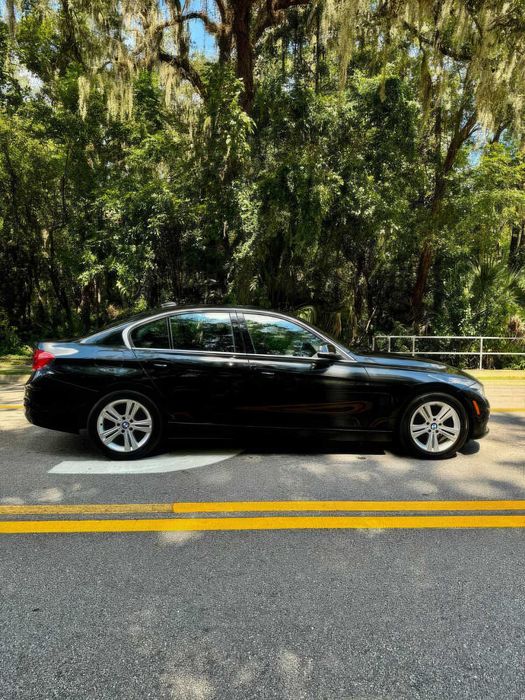 BMW 3 Series 330i xDrive      2017