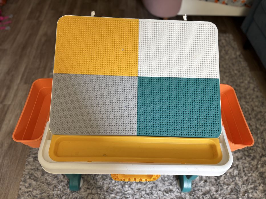 Стіл дитячий для Lego