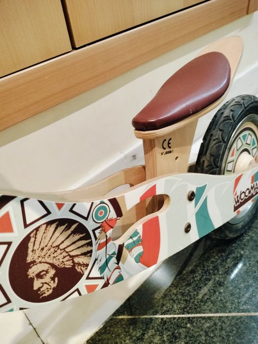 Bicicleta madeira Montessori