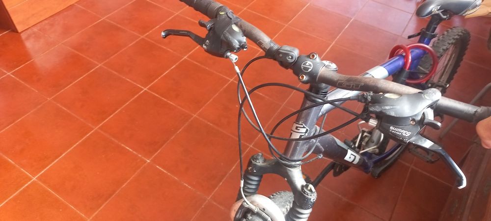 Vendo bicicleta motntanha
