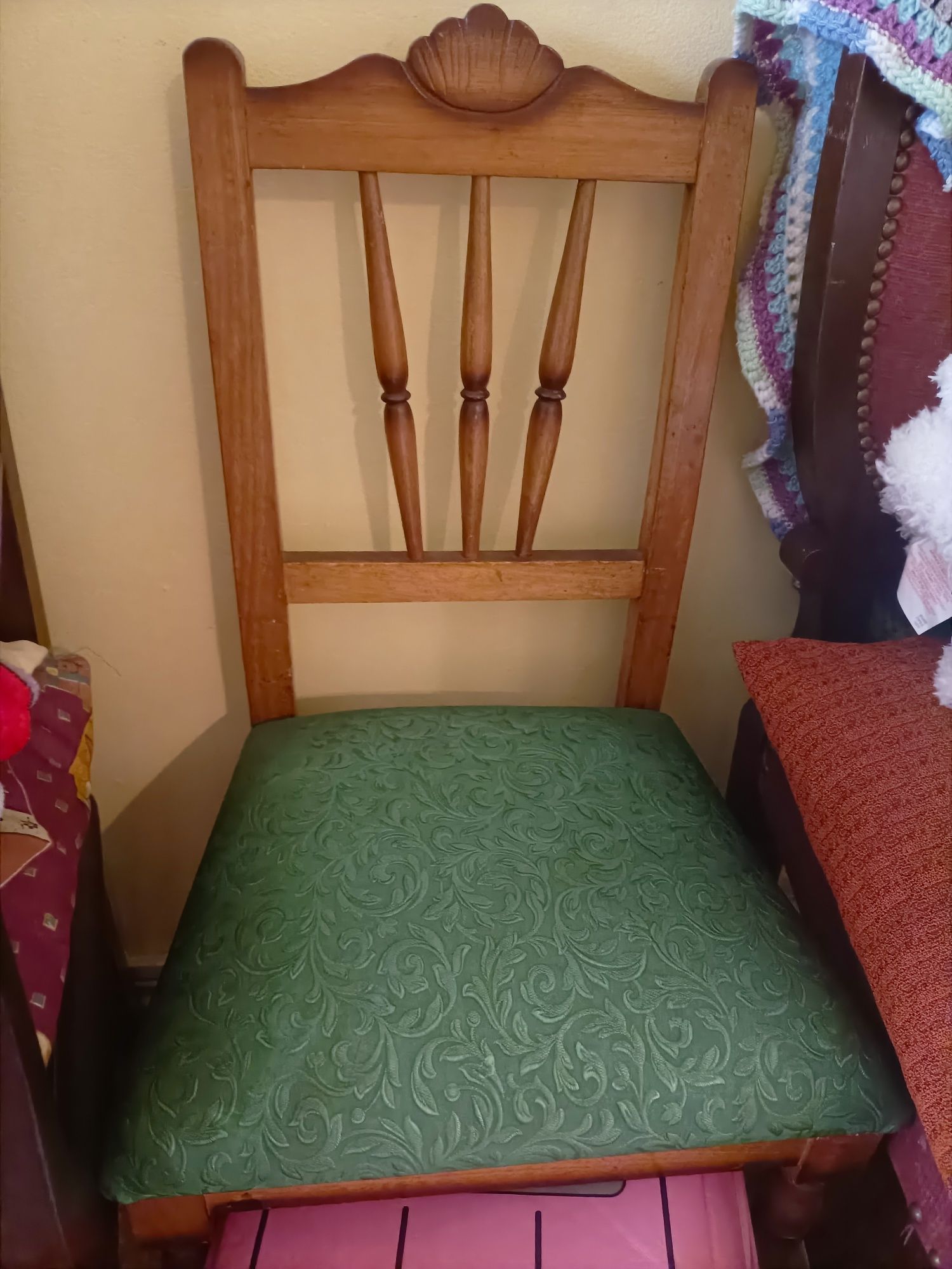 Cadeiroes antigos 10€ cada