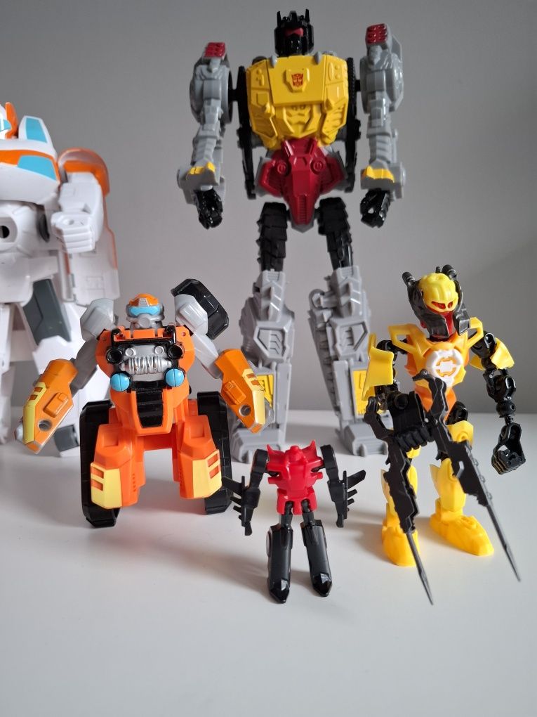 Transformers Hasbro Hitwave Rescue Bots Brushfire samolot dinozaur