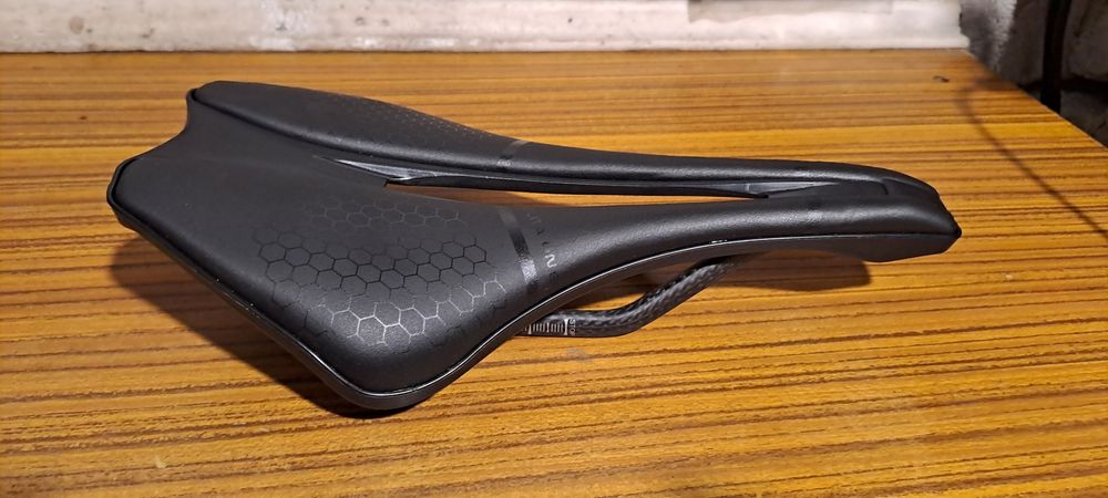 Siodło szosa MTB szyny karbonowe