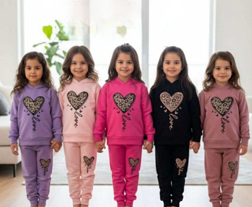 Dresy minnie Mouse, capybara i inne