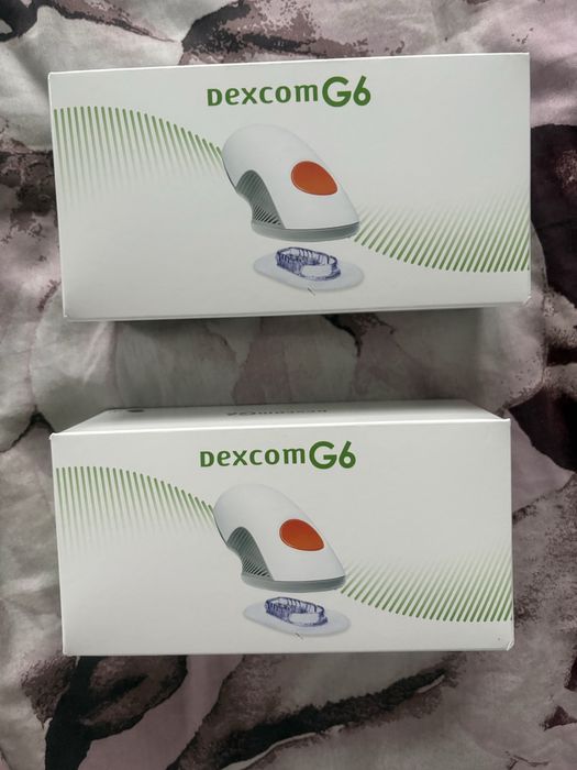 Dwa sensory Dexcom G6